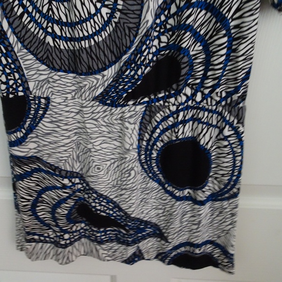 BCBG XS Blue/Gray Dropped Waist Dress-3/4 Sleeves - Picture 3 of 6